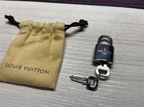 gembok lv